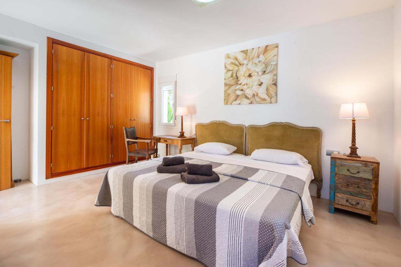 Villa Amarantos Santa Eularia des Riu Bagian luar foto